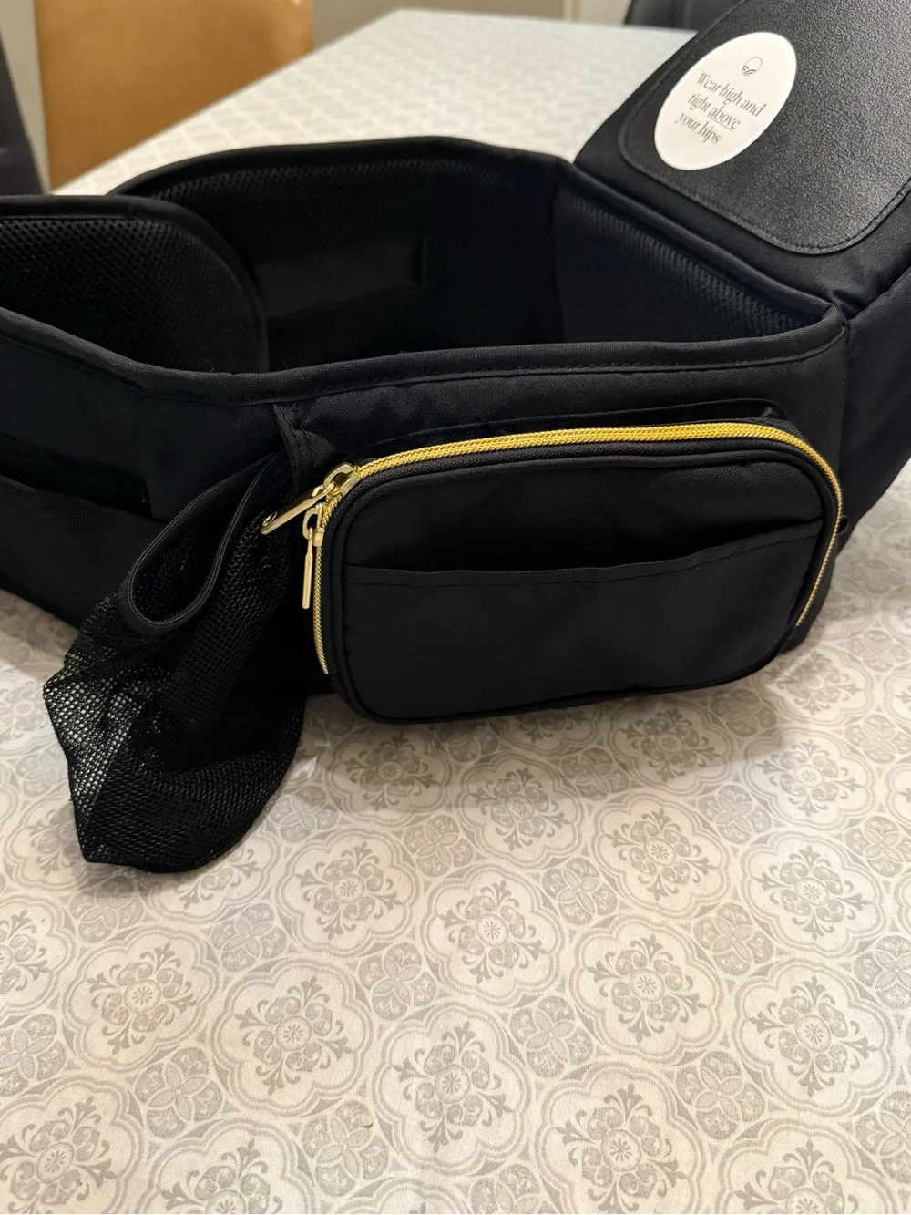 The Tushbaby™ Hip Carrier Black/Gold